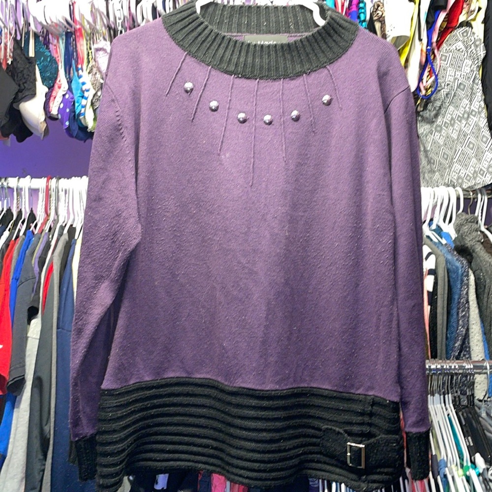 La Madona Purple Grey Designer sweater very soft design around front beads sz Lg